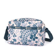 LeSportsac