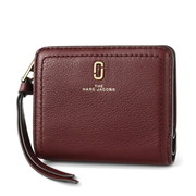 MARC JACOBS